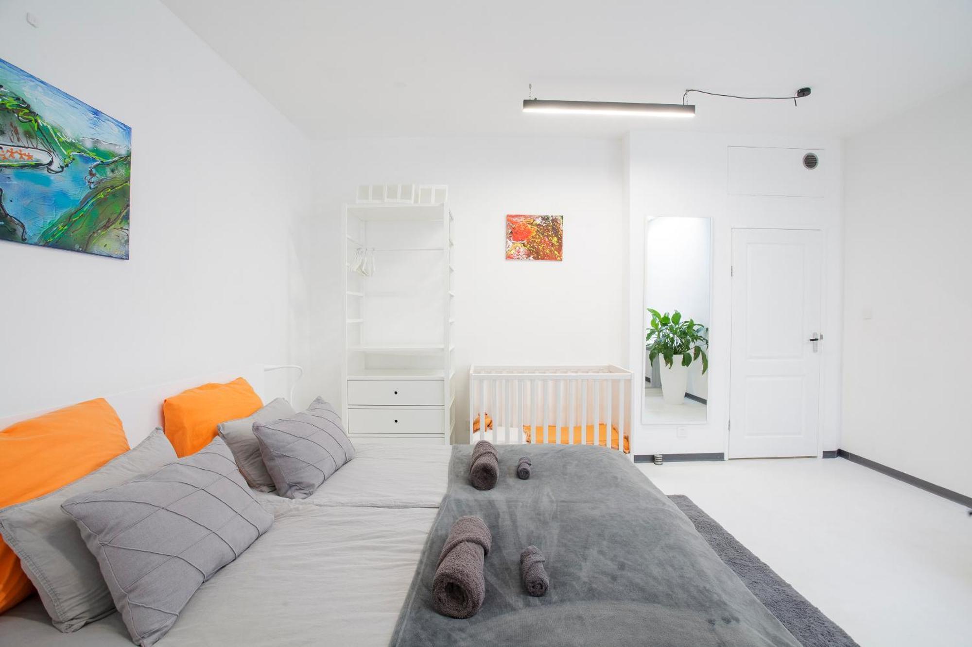 Modern Central Leiden Family Apt - Sleeps 6 And Baby Apartment Exterior photo